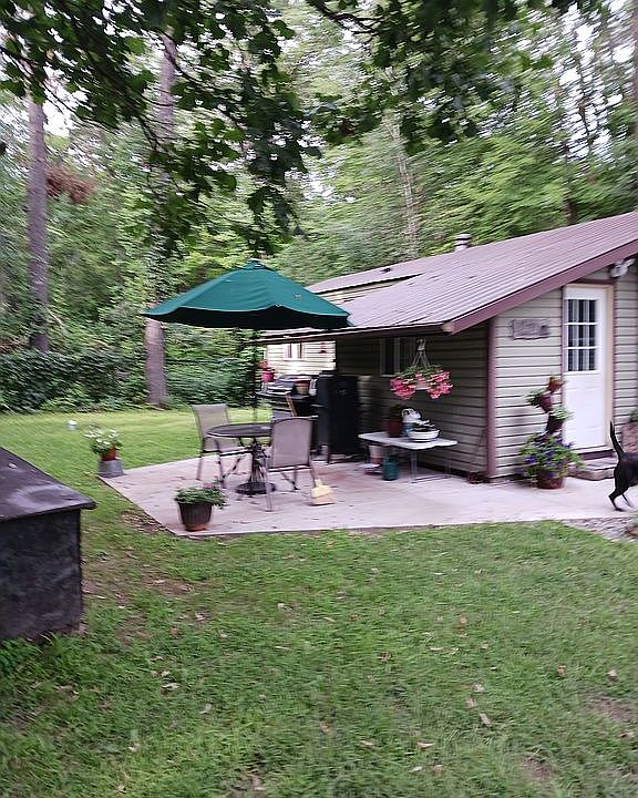 2nd image of 12774 Silver Lake Rd