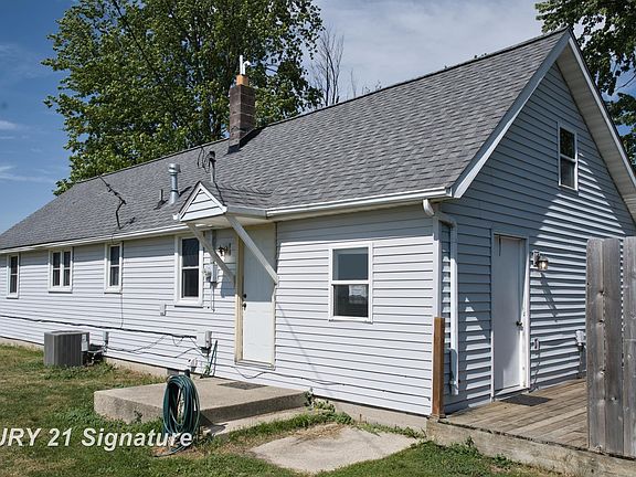 5th image of 5940 East Rd