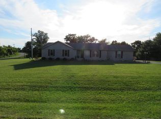 21 Whitetail Dr, Taylorsville, KY 40071