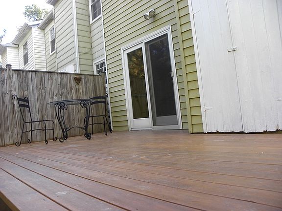 4th image of 9818 Oakdale Woods Ct