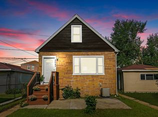 8642 S Kingston Ave, Chicago, IL 60617