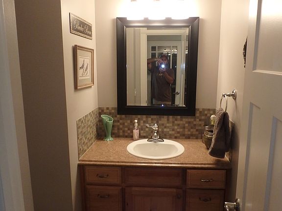 5th image of 136 Westchester Way