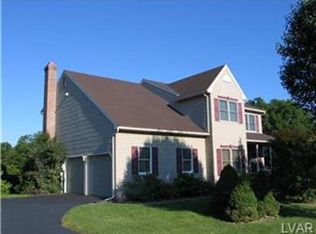 2909 Bridge Ln, Bethlehem, PA 18020