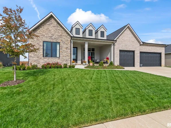 4705 Lynhurst Rd, Springfield, IL 62711