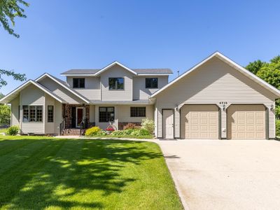 4713 Crystal Creek Dr, Moorhead, MN, 56560