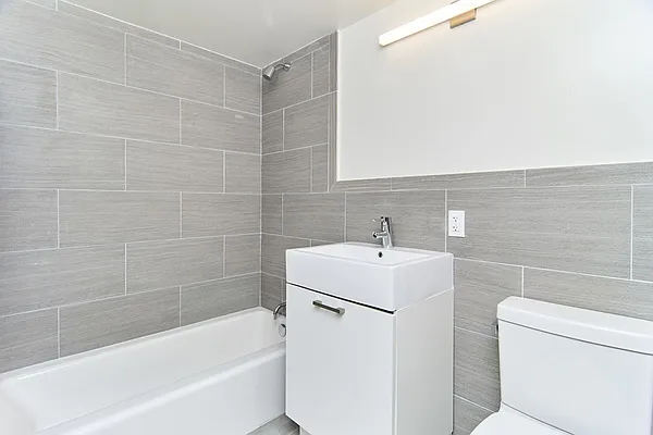 Rented by Olnick Organization | media 4