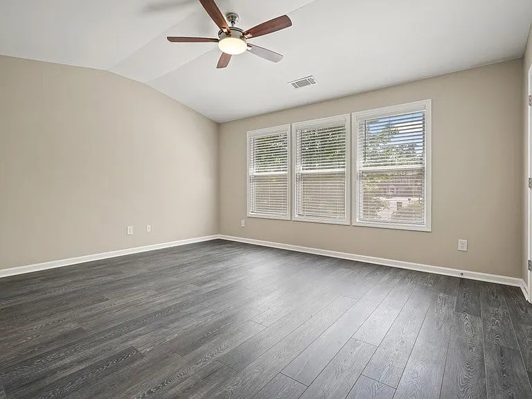 2045 Lakeshore Overlook Dr — Photo 20