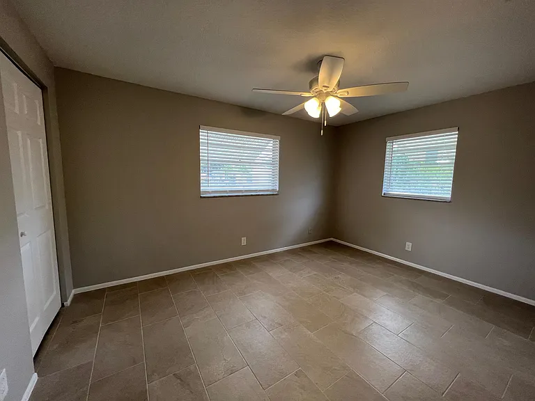 1887 Breezy Ln — Photo 7