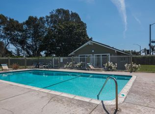 16962 Canyon Ln, Huntington Beach, CA 92649