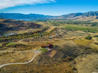 9366 E Falcon Way, Huntsville, UT 84317