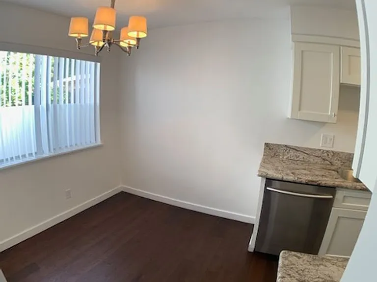 Casa Grande Apartments — Photo 3