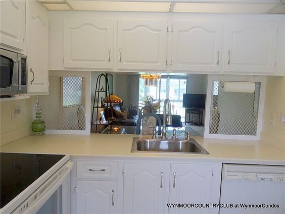2nd image of 1211 S Bahama Bend #F2