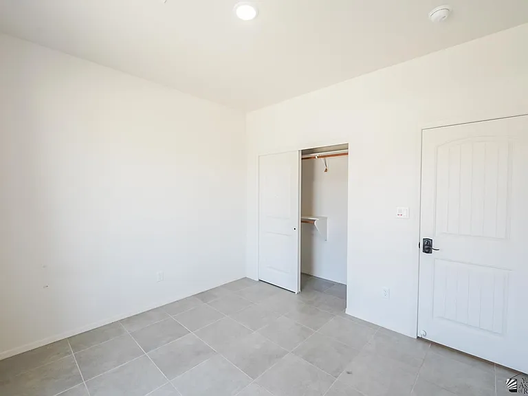 3457 W 39th Ln — Photo 38
