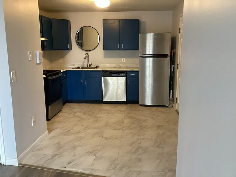 12 E Side Dr #4 — Photo 14