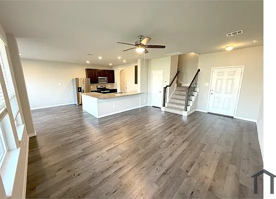 5426 James Michael Dr — Photo 4
