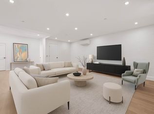 410 W 47th St #4, New York, NY 10036
