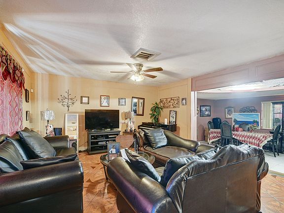 4th image of 4841 Vilma Lane