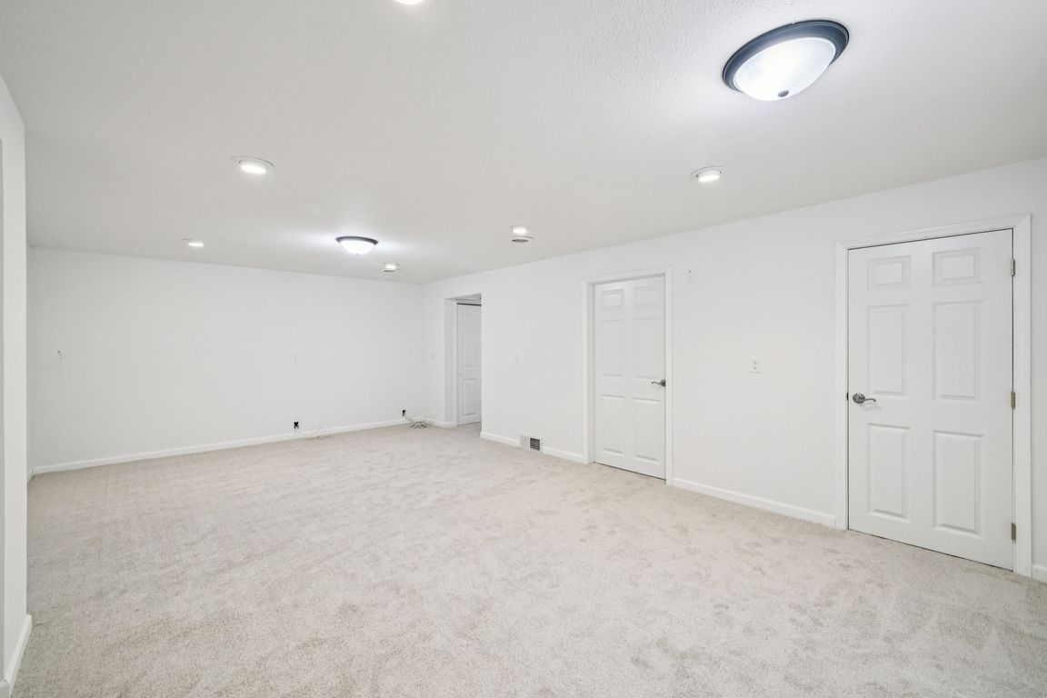 next background image