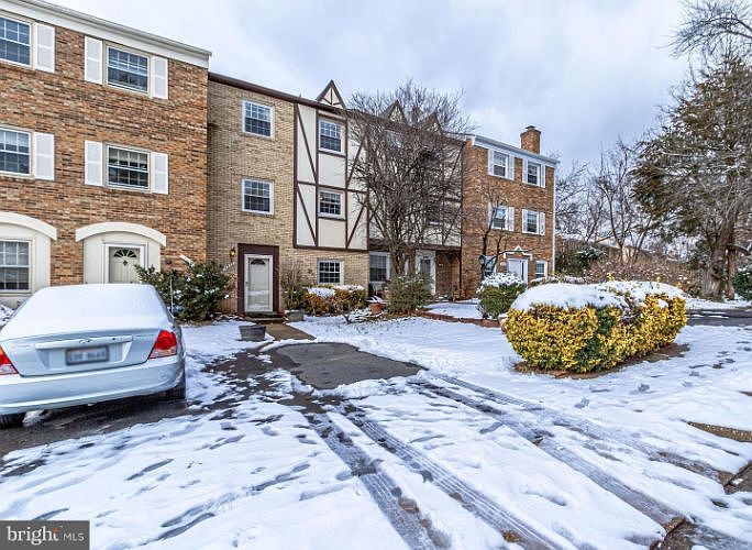 1st image of 14844 Haymarket Ln
