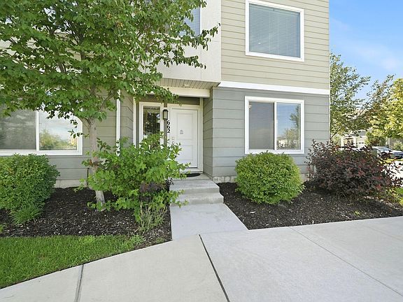 3rd image of 662 W Koins Way