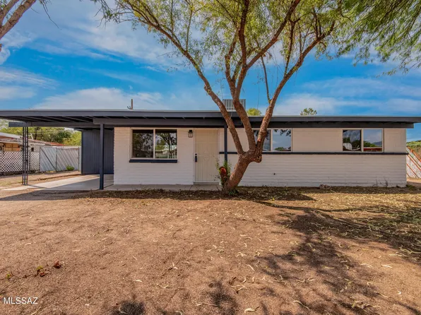 8549 E Fond Du Lac Dr, Tucson, AZ 85730
