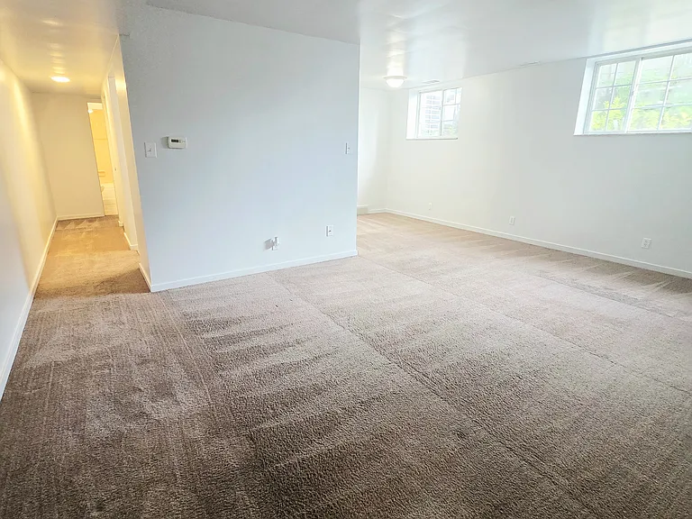 2201 Hollingsworth St #3C — Photo 2