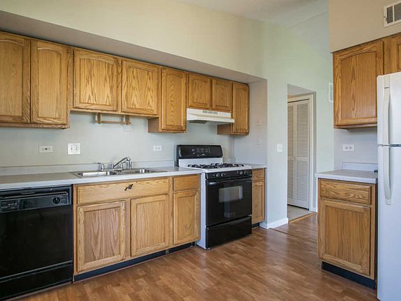 5th image of 1335 Gifford Ct Unit B