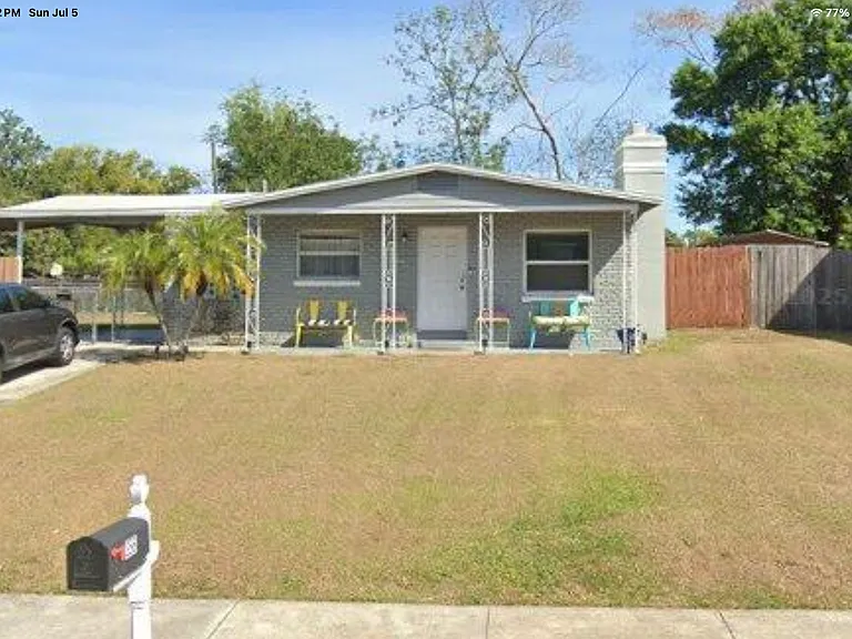 356 Notre Dame Dr — Photo 1