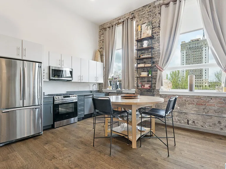 1801 2nd Ave #301 — Photo 9