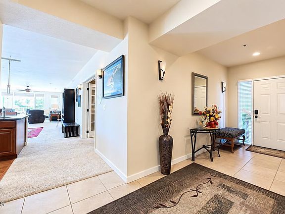 3rd image of 415 W Waterside Dr APT 201
