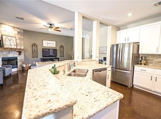 6 Huckleberry Ln, Wimberley, TX 78676