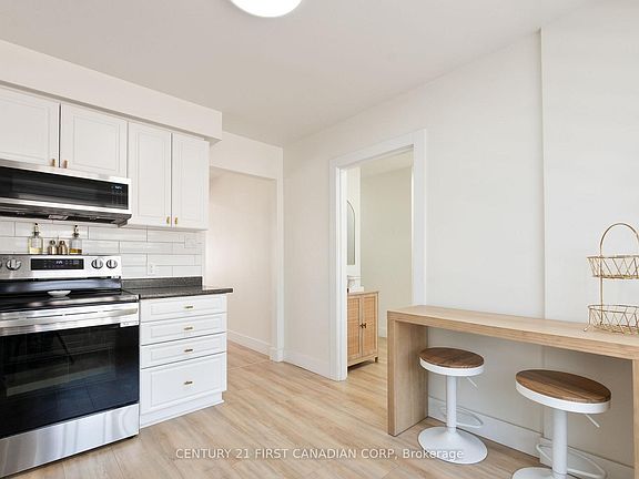 5th image of 35 Waterman Ave #60