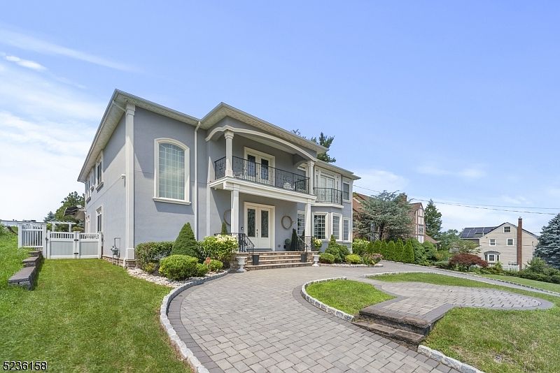 284 Grove St, Clifton, NJ 07013 Zillow