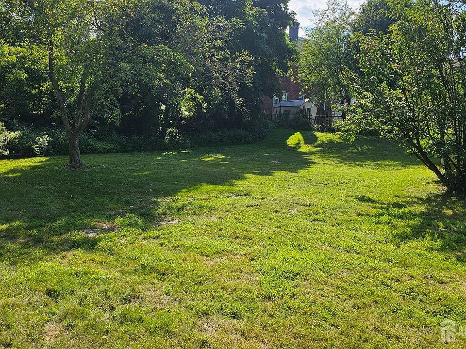 1st image of 16 Pulawski Ave