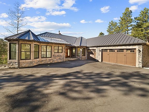 2nd image of 315 Humphrey Drive