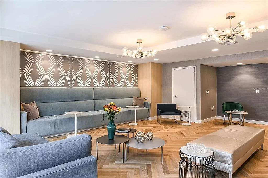 1 bed, 1.0 bath, 722 sqft, $2,000 — Photo 4