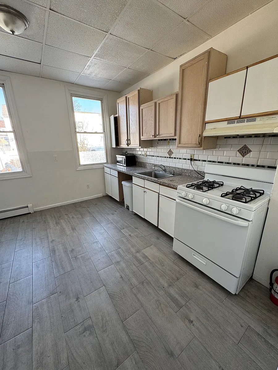 Building Photo - 405 Fairview Ave #2
