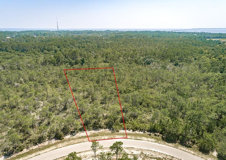 1st image of 325 Blue Heron Dr