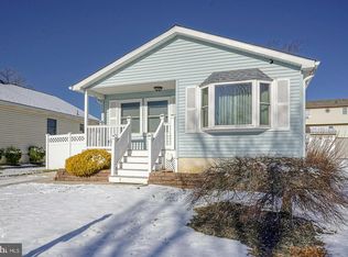 12 Juniper Ave, Somerdale, NJ 08083