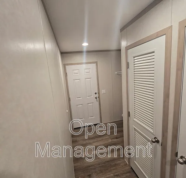 2301 SW Oralabor Rd #61 — Photo 7
