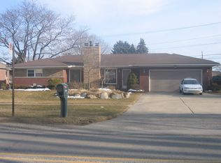 38344 Jefferson Ave, Harrison Township, MI