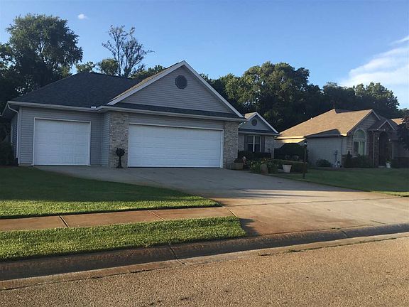 4th image of 22385 Stonebridge Dr