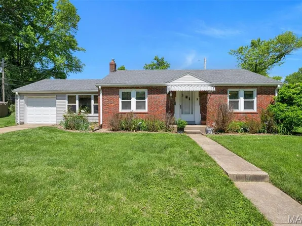 9 Monacella Ct, Florissant, MO 63031