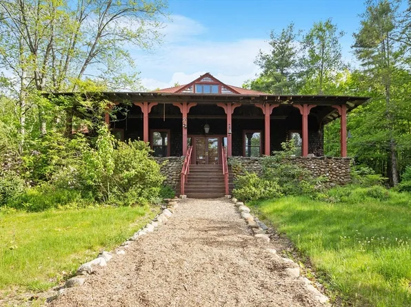 25 Fairbank St, Winchendon, MA 01475