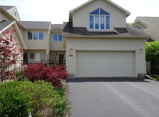 5330 Bunker Hill Way, Syracuse, NY 13207