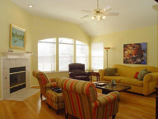 1st image of 3816 Cochran Dr