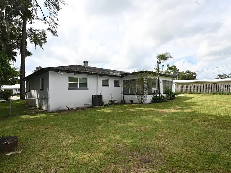 37017 Meridian Ave — Photo 8