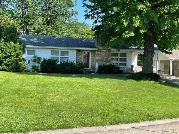 1316 Victoria Dr, Cape Girardeau, MO 63701