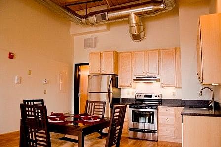 2nd image of 7 Emerald St
