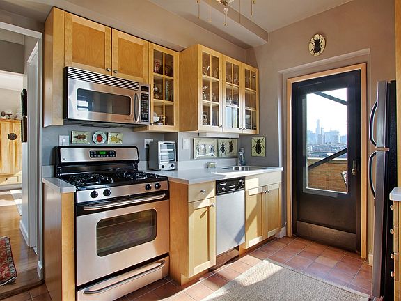 3rd image of 130 W 86th St APT 16C